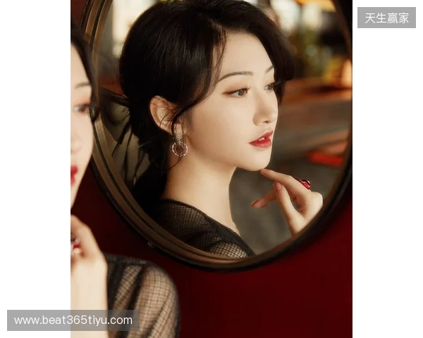 英媒:白宫要求FIFA和平奖杯需和大力神杯一样大 曾想让士兵护送 英媒:白宫要求FIFA和平奖杯需和大力神杯一样大 曾想让士兵护送