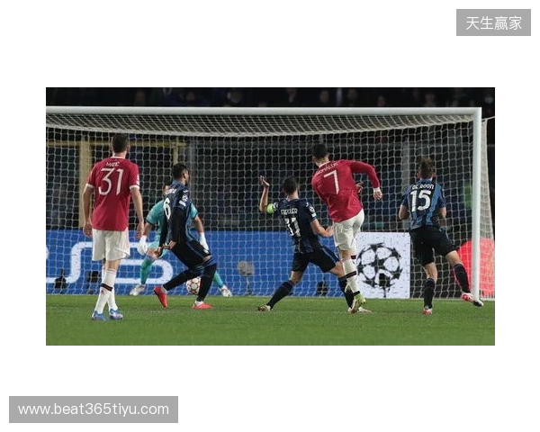 记者：因下赛季很大概率有欧冠踢，曼联想B费再至少留队1年